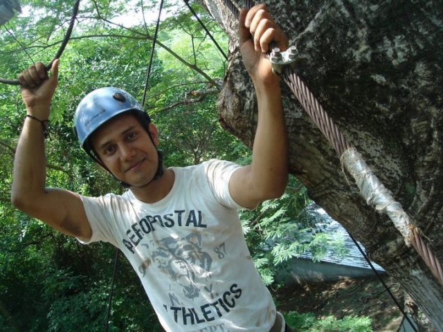  Tirolesas em cenote 